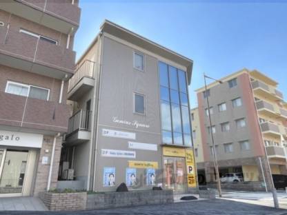 Ｇｅｎｉｕｓ　Ｓｑｕａｒｅ外観写真3