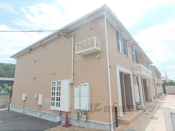 054221の外観写真