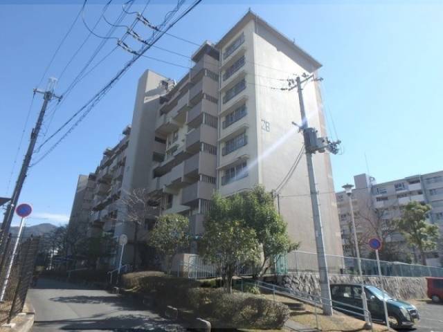 醍醐石田団地28棟外観写真1