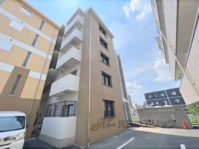 アルファクラージュくずは１外観写真2