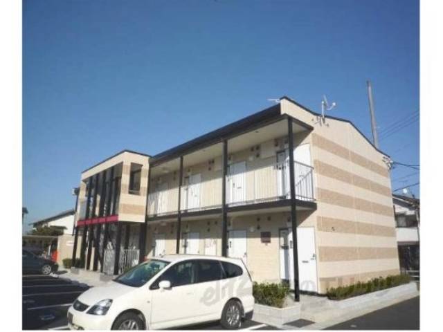 レオパレスシュタインベルク外観写真1