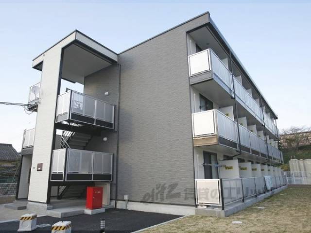 レオパレスリバーコートＮＥＯ外観写真1