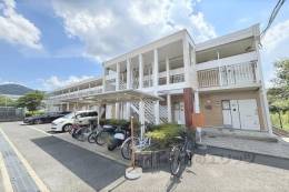 レオパレスルミエール外観写真