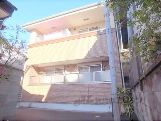 クリザンテーム山本２外観写真1