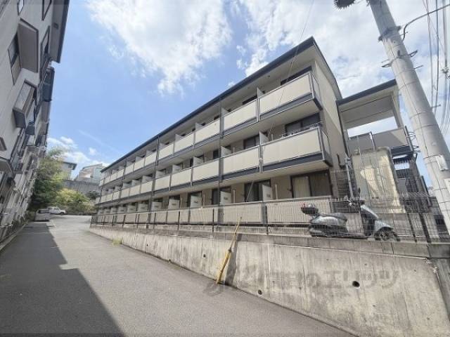 レオパレスグリーングラス１外観写真3