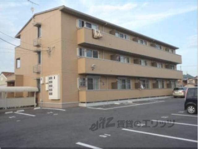 クレセント外観写真1