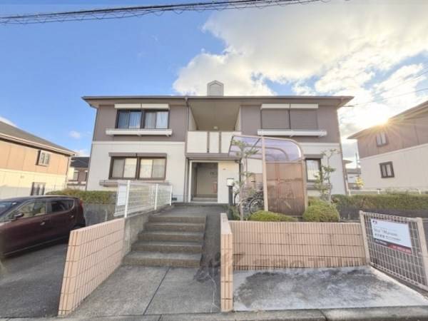 055267の外観写真