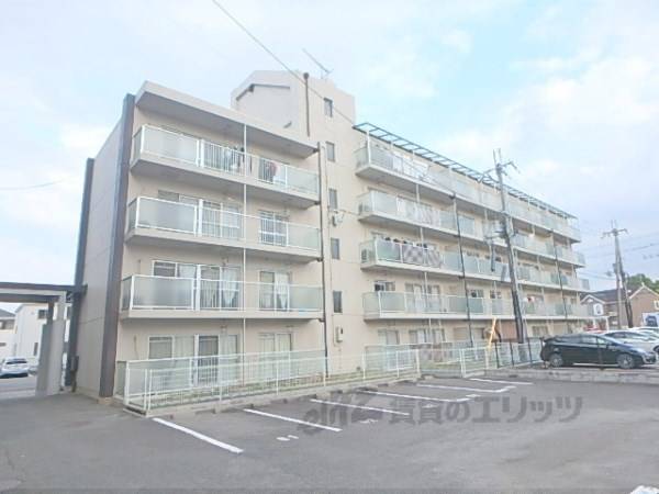 055277の外観写真