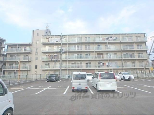 カルフール２外観写真2