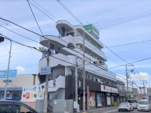 シャンテー招提外観写真2