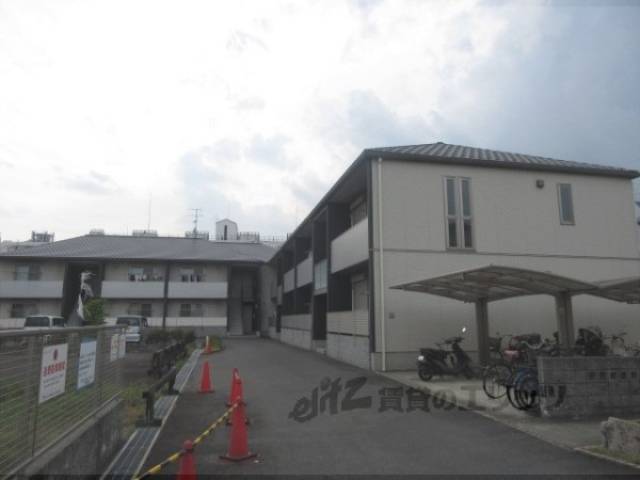 シャーメゾン嵯峨野外観写真2