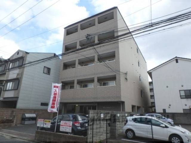 ドミール西大路外観写真1