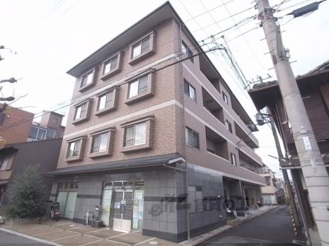 メゾングラース京都十条外観写真1