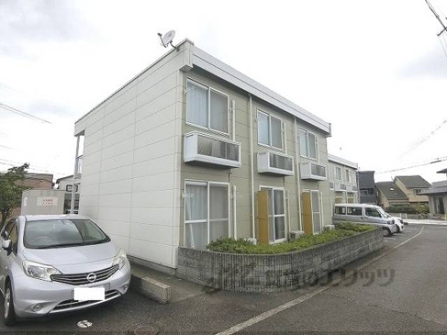 レオパレススワンコート１外観写真3