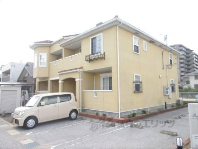 プロヴァンス・ドゥ外観写真1