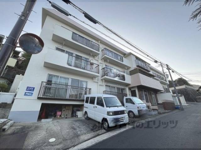 ハイツ東山外観写真1