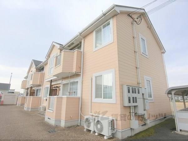 056177の外観写真