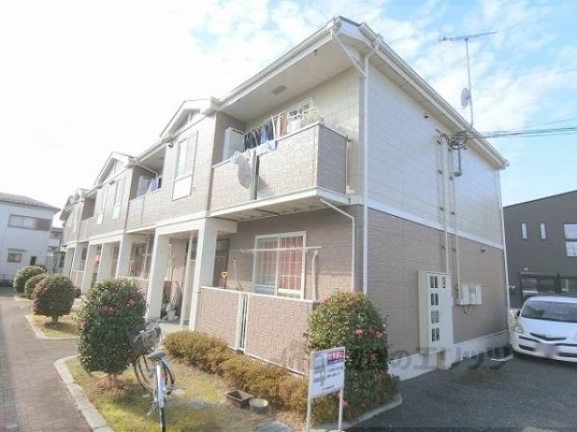 カルフール外観写真1