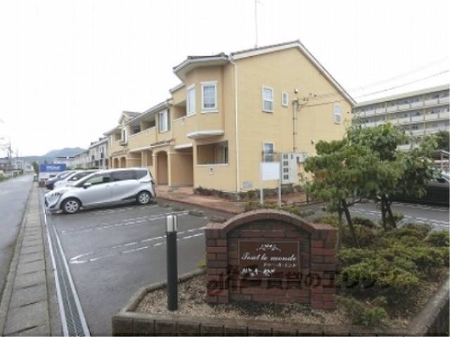 トゥー・ル・モンド外観写真2