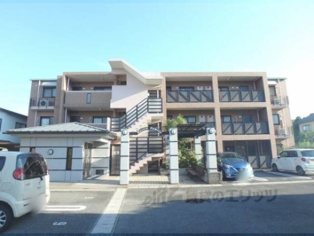 メゾンファミーユ外観写真1