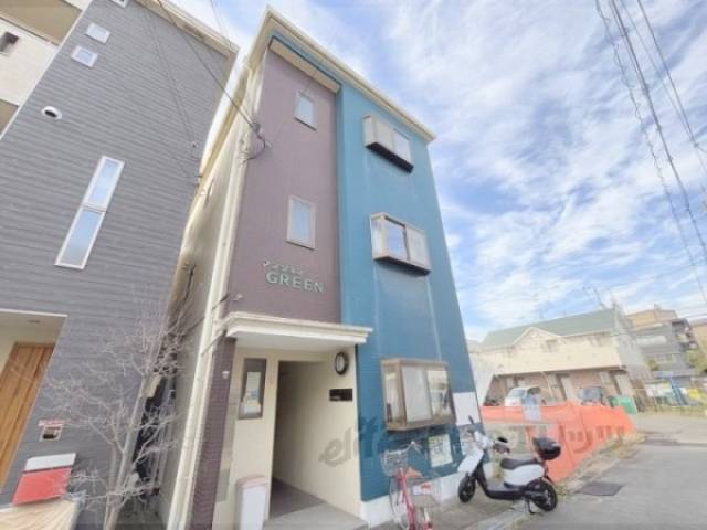 マンショングリーン外観写真1