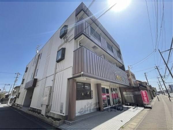 056728の外観写真