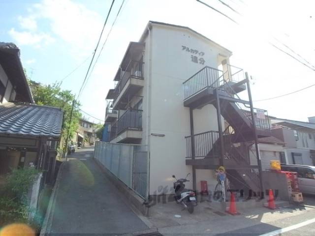 アルカディア追分外観写真2