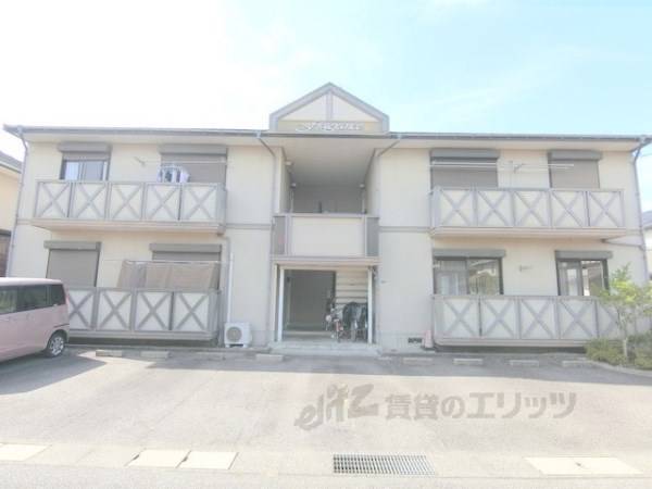 057118の外観写真