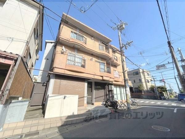 057149の外観写真