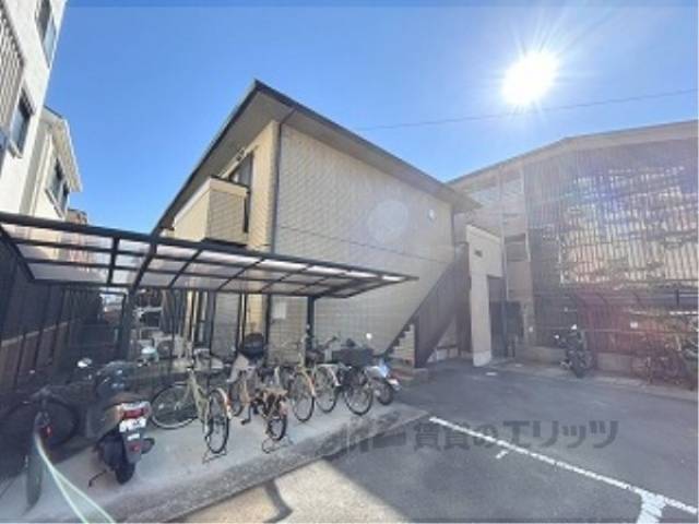 クレスト太秦外観写真2