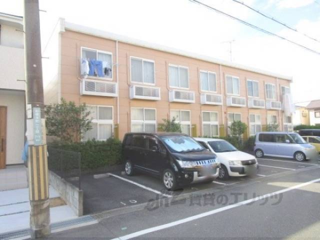 レオパレスＺＩＯＵＮ　ＴＲＥＳ外観写真2