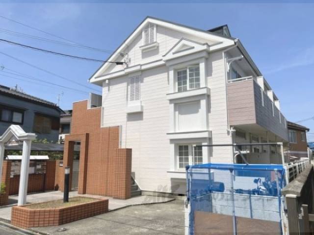 レオパレスアイシー外観写真2