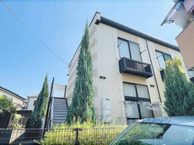 レオパレスＲｅｖｅｕｅｒ外観写真2