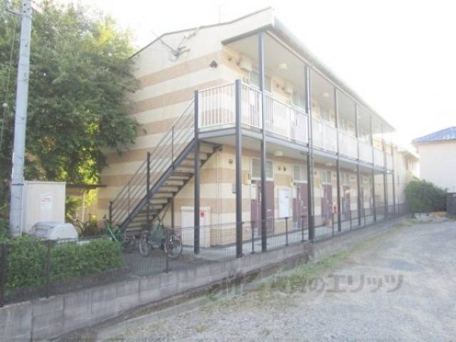 レオパレスハイツ　牧野外観写真2