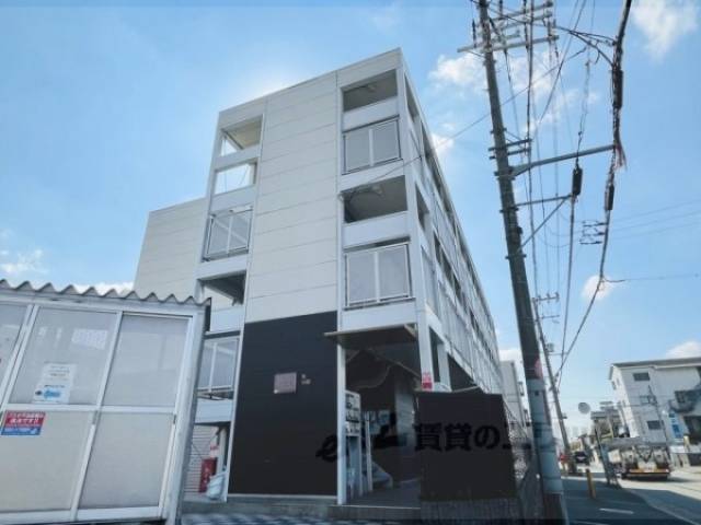 レオパレスプランタン参番館外観写真2