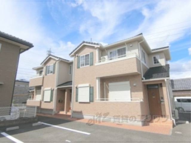 エクセル中小路外観写真1