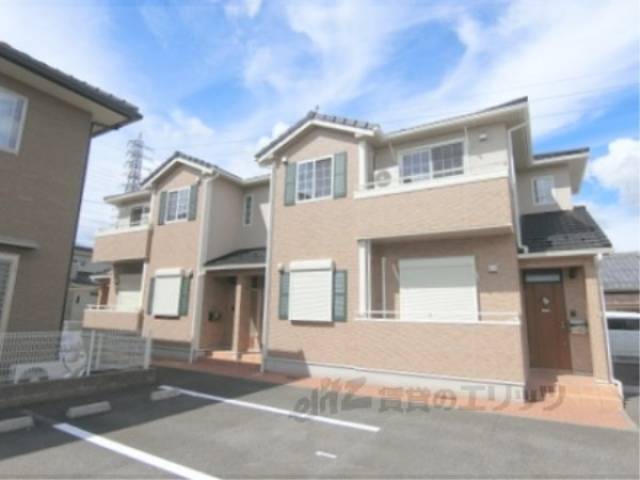 エクセル中小路外観写真2