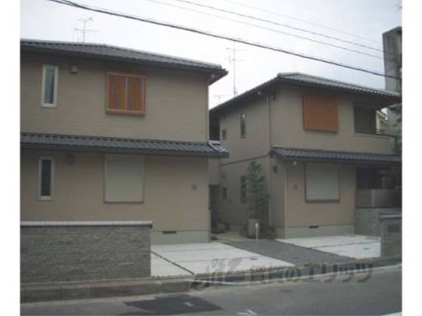 057587の外観写真