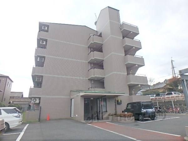 057736の外観写真