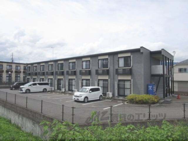 レオパレスポケット２外観写真1