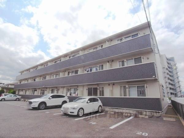 058193の外観写真