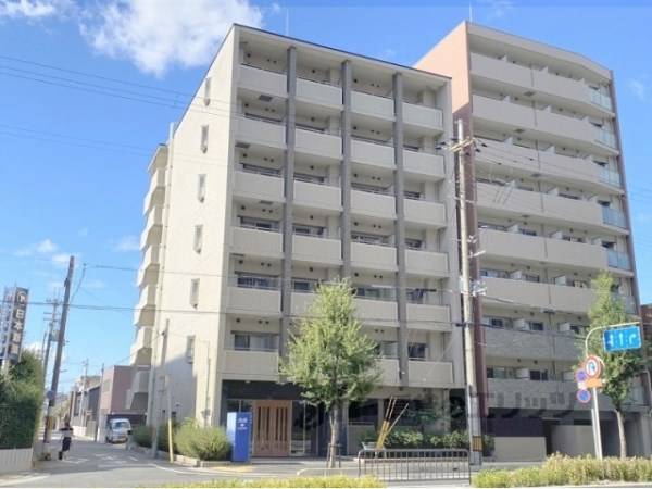 058295の外観写真