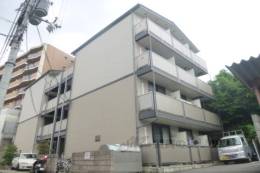 レオパレスプリオール東山３外観写真