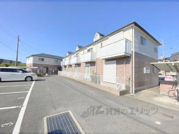 058782の外観写真