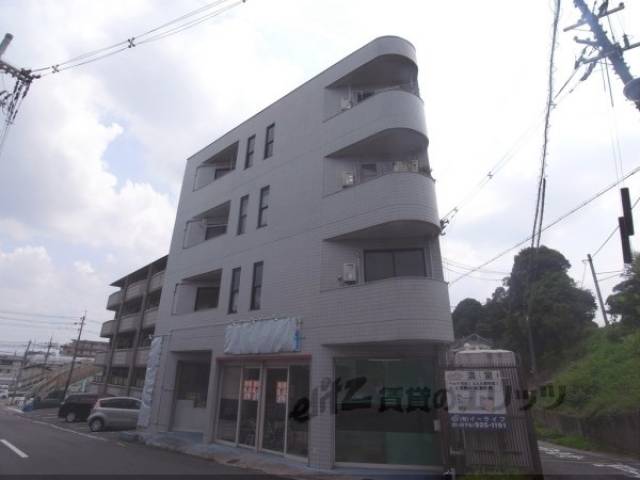 シャトレカルマン外観写真1