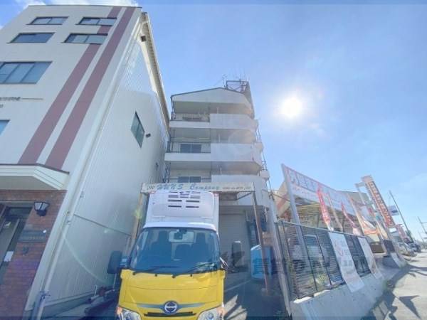 058913の外観写真