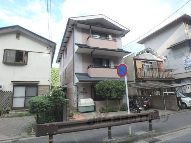 ハイツ二軒茶屋外観写真2