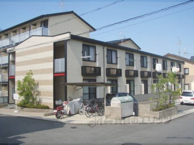 レオパレス伏見外観写真1