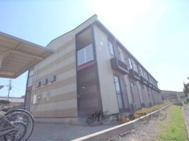 レオパレス瀬田橋本外観写真3