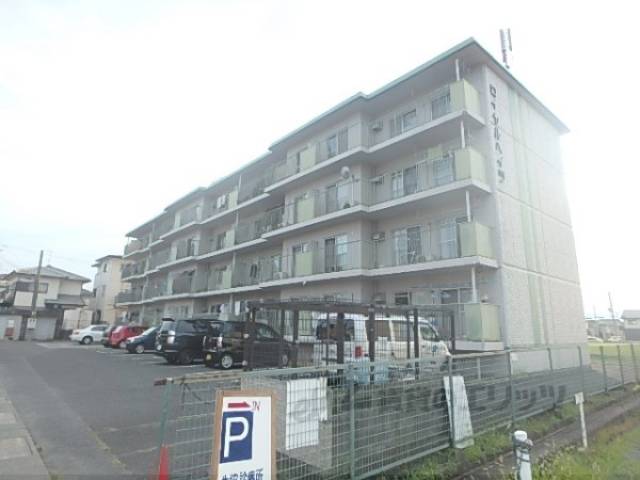 ロイヤルハイツ外観写真1